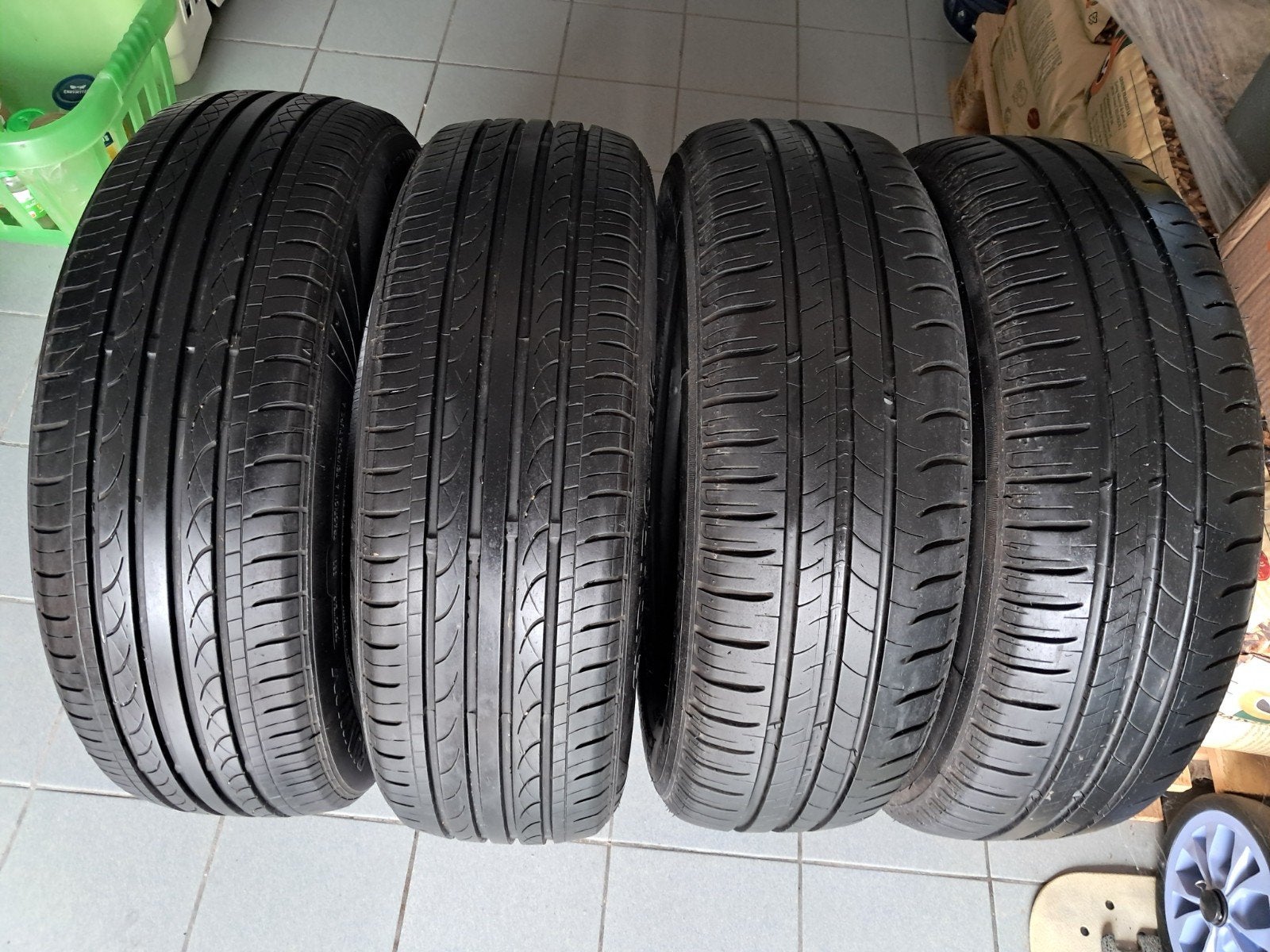 Pneus voiture 185x65x15" bon état, Enlèvement, Pneu(s)