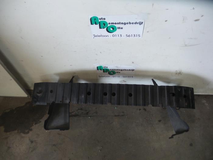 Cadre pare-chocs avant d'un Ford Focus (Focus 04-), -, 3 mois de garantie, -, -