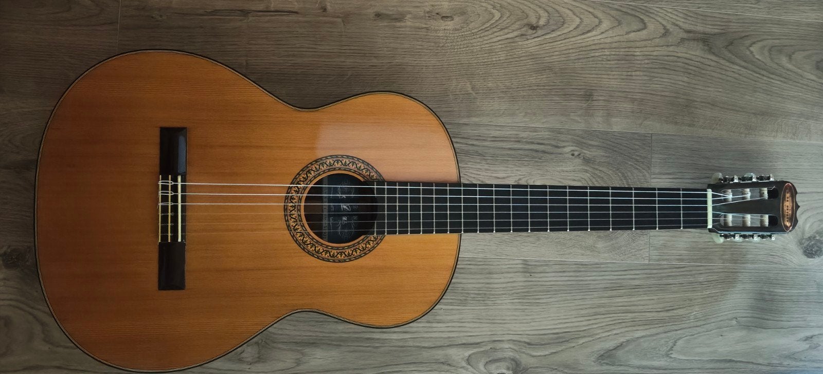 gitaar Aria A552 uit de jaren zeventig, Musique & Instruments, Enlèvement, Utilisé