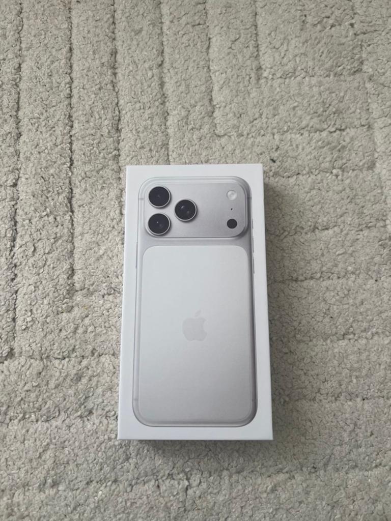 iPhone 17. Promax neuf., Télécoms, Téléphonie mobile | Apple iPhone, Neuf, Autres modèles, Blanc, Enlèvement