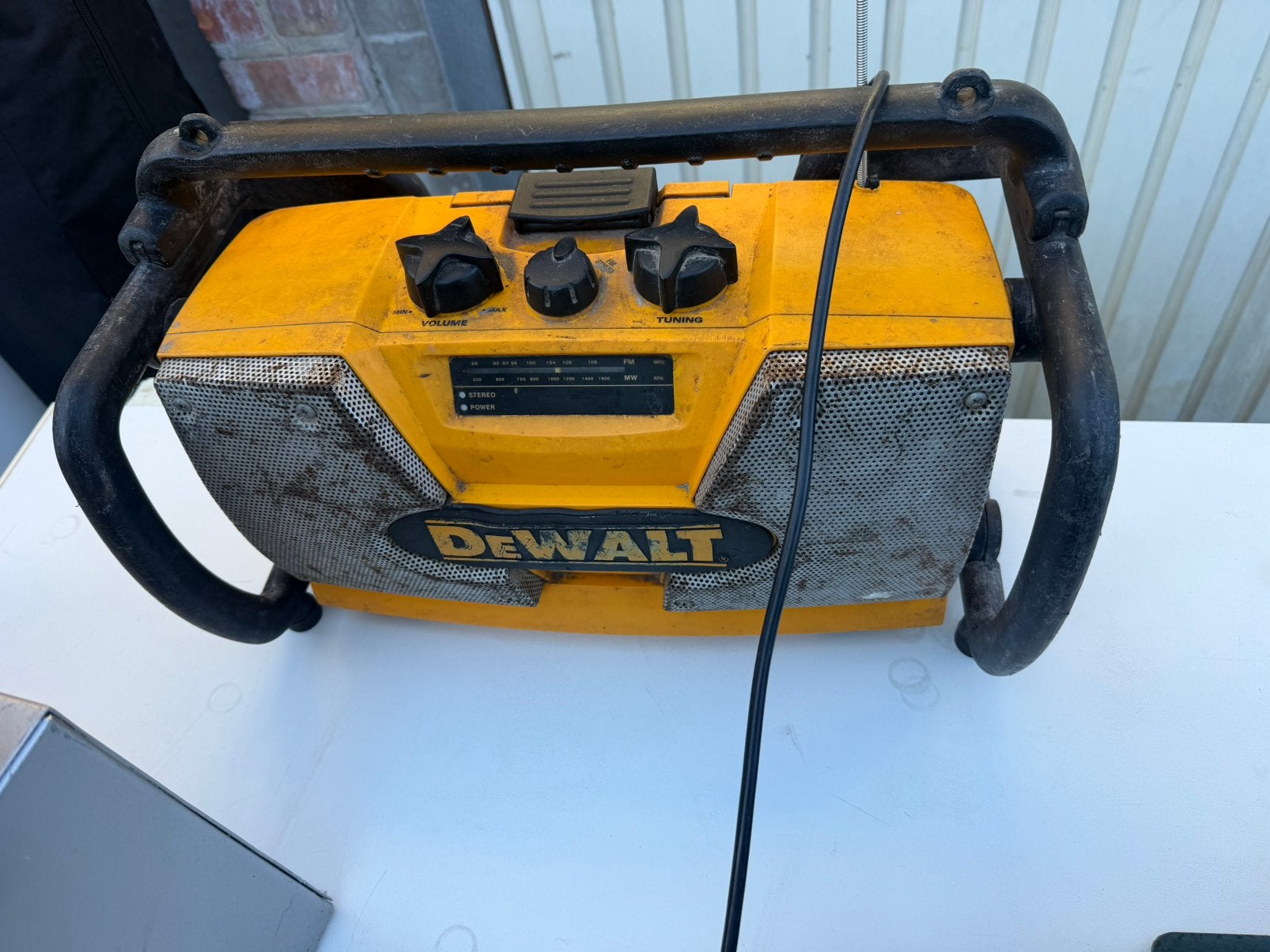 Radio Dewalt, Ophalen, Gebruikt, Radio