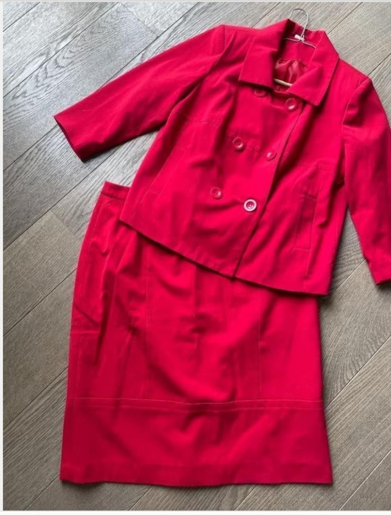 2 delig vintage setje maat 42, Kleding | Dames, Kostuum of Pak, Maat 42/44 (L), Ophalen of Verzenden, Zo goed als nieuw