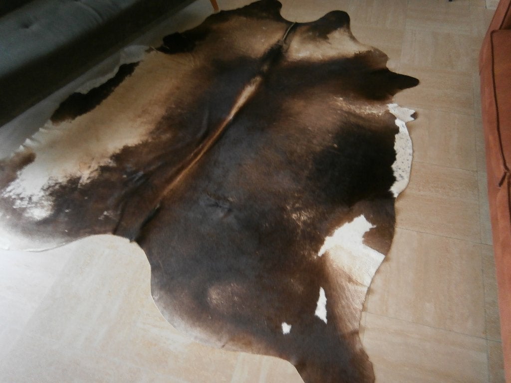 Cuir de vache 220 x 1m90, Envoi, Utilisé, Crème