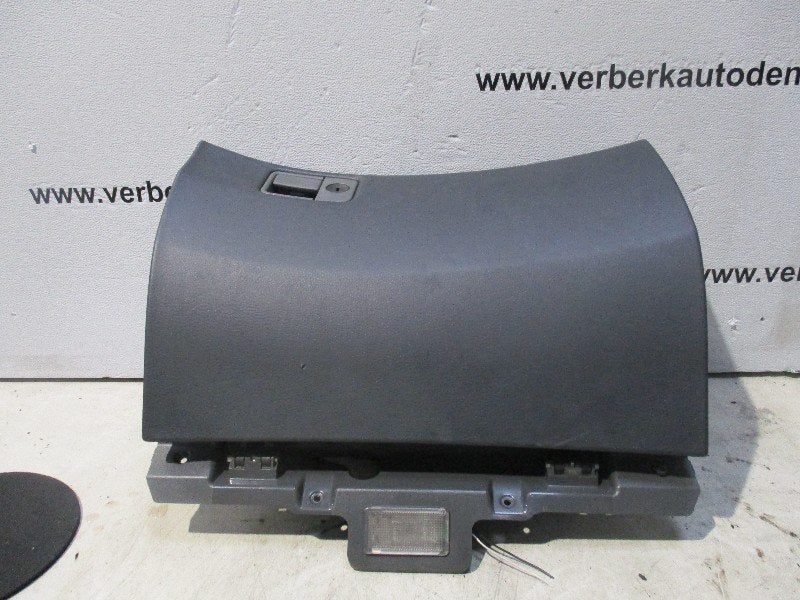 COMPARTIMENT A GANTS Volvo S80 (TR / TS) (9164486), Info@volvocars.com, Volvo Car Germany GmbH, Siegburger Straße 229
50679  Köln, DE