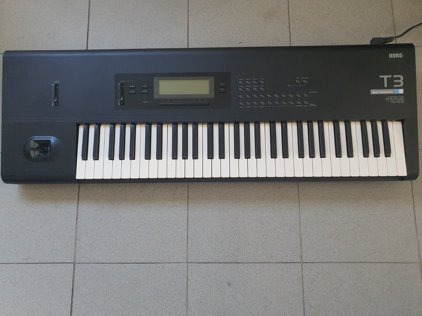KORG T3, Muziek en Instrumenten, Ophalen, Korg