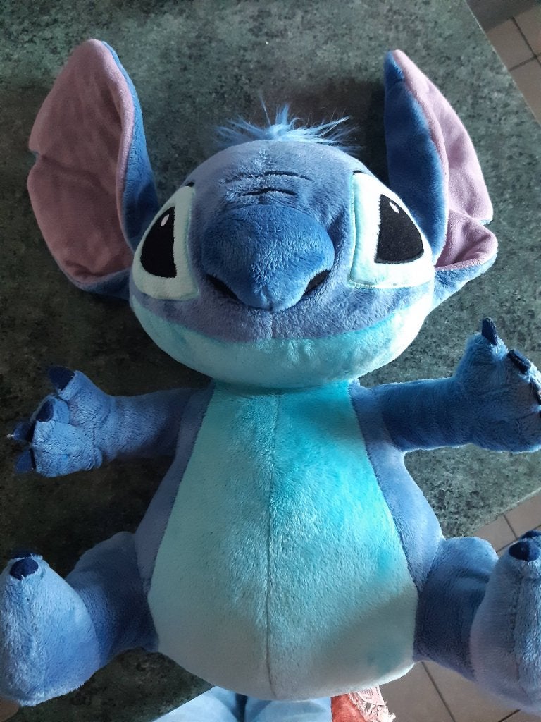 Disney stitch knuffel, Enfants & Bébés, Bleu, Disney, Comme neuf, Moyen (20 à 80 cm)