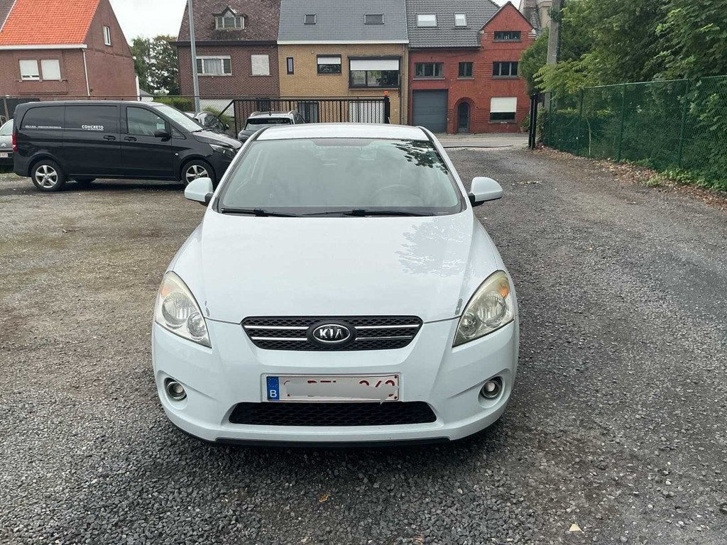 Kia CEE D 2009, Autos, Achat, Entreprise, Boîte manuelle, Autre carrosserie