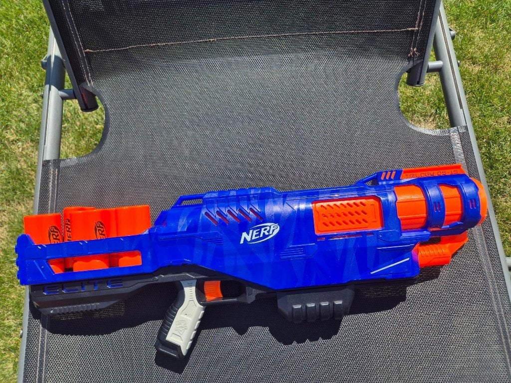 nerf N-strike Elite Trilogy met 15 pijltjes inbegrepen, Enfants & Bébés, Jouets | Extérieur | Jeu d'action, Enlèvement ou Envoi