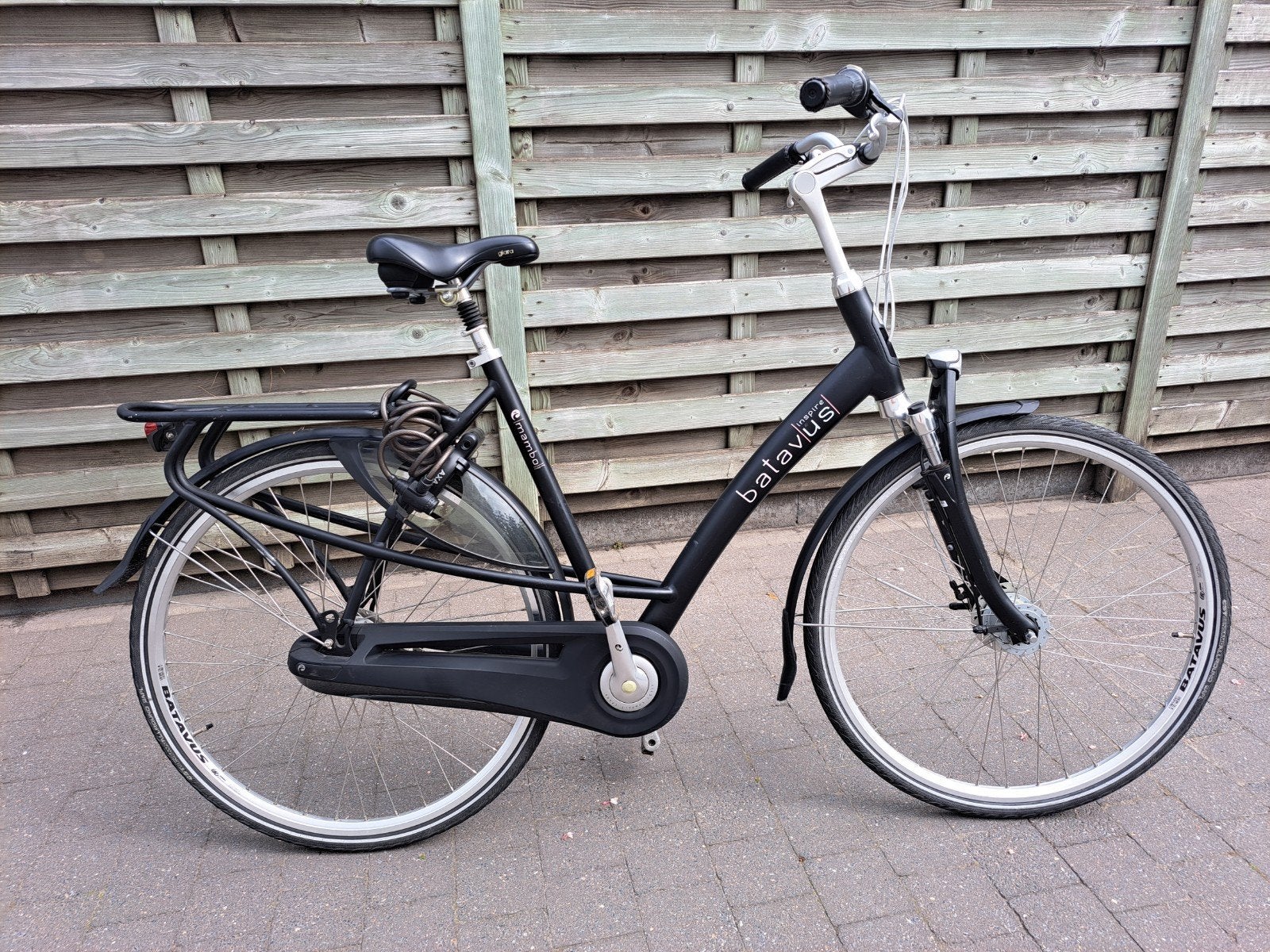 Beau grand vélo noir. Cadre haut de grande taille BATAVUS., Enlèvement, Batavus, Vitesses