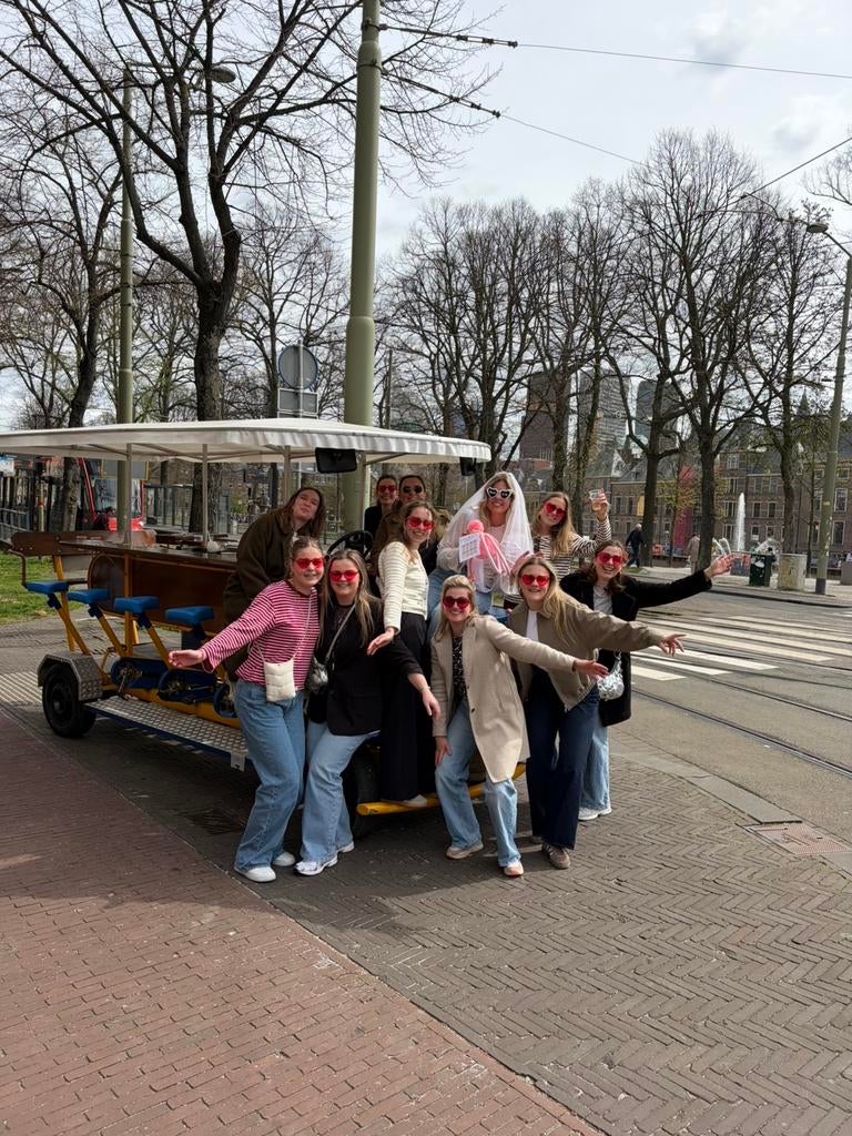 Bierfiets tour Amsterdam by Damtours