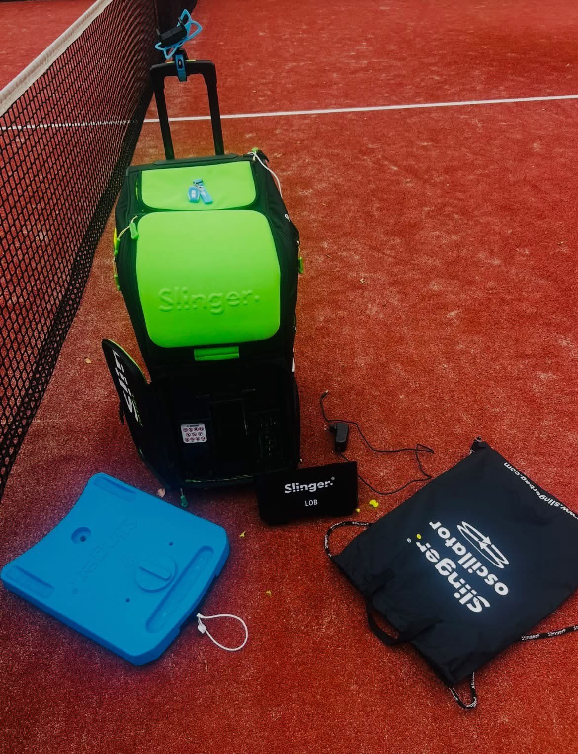 Padel slinger ball machine, Sports & Fitness, Enlèvement, Comme neuf, Accessoire padel