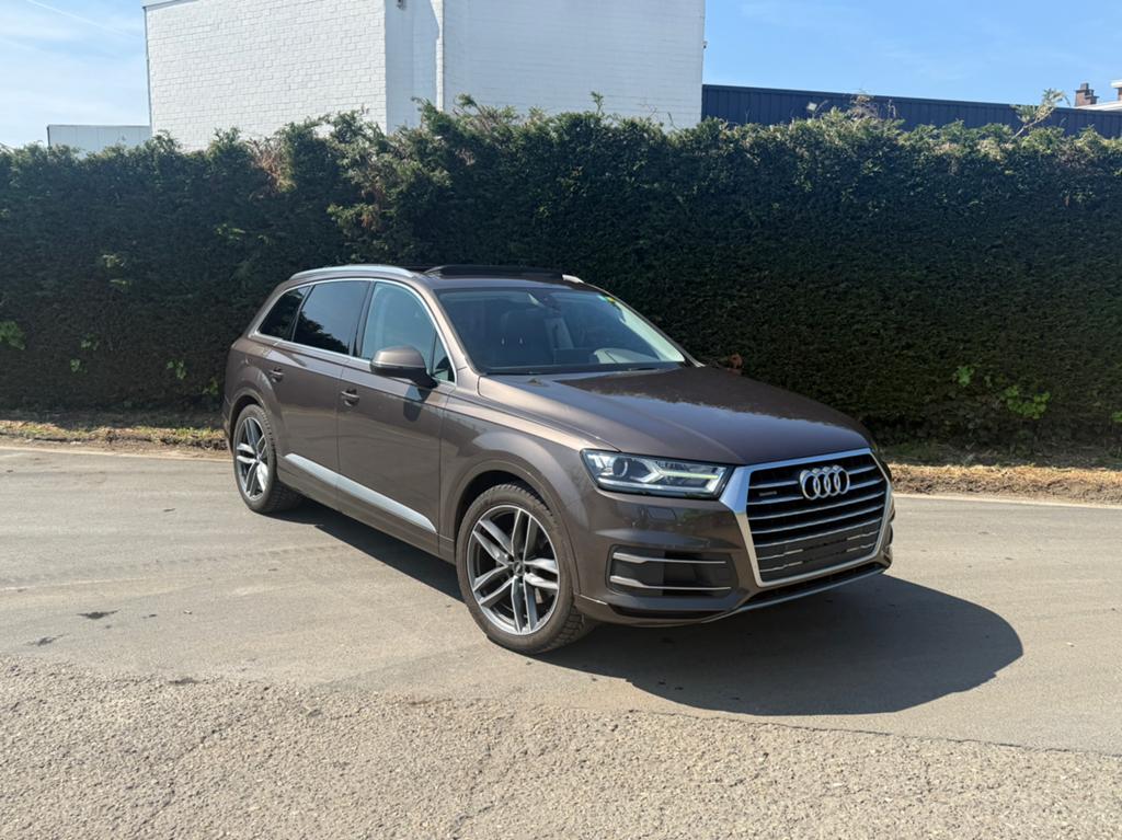 Audi Q7 Gekeurd voor verkoop, Auto's, Automaat, Bruin, Diesel, Particulier