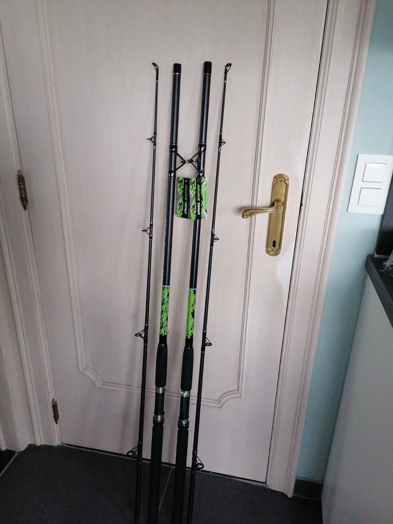 2 x CARBON BOOTHENGEL CRUEL BIG FISH. 2.70M. NIEUW, Ophalen of Verzenden, Nieuw, Werphengel