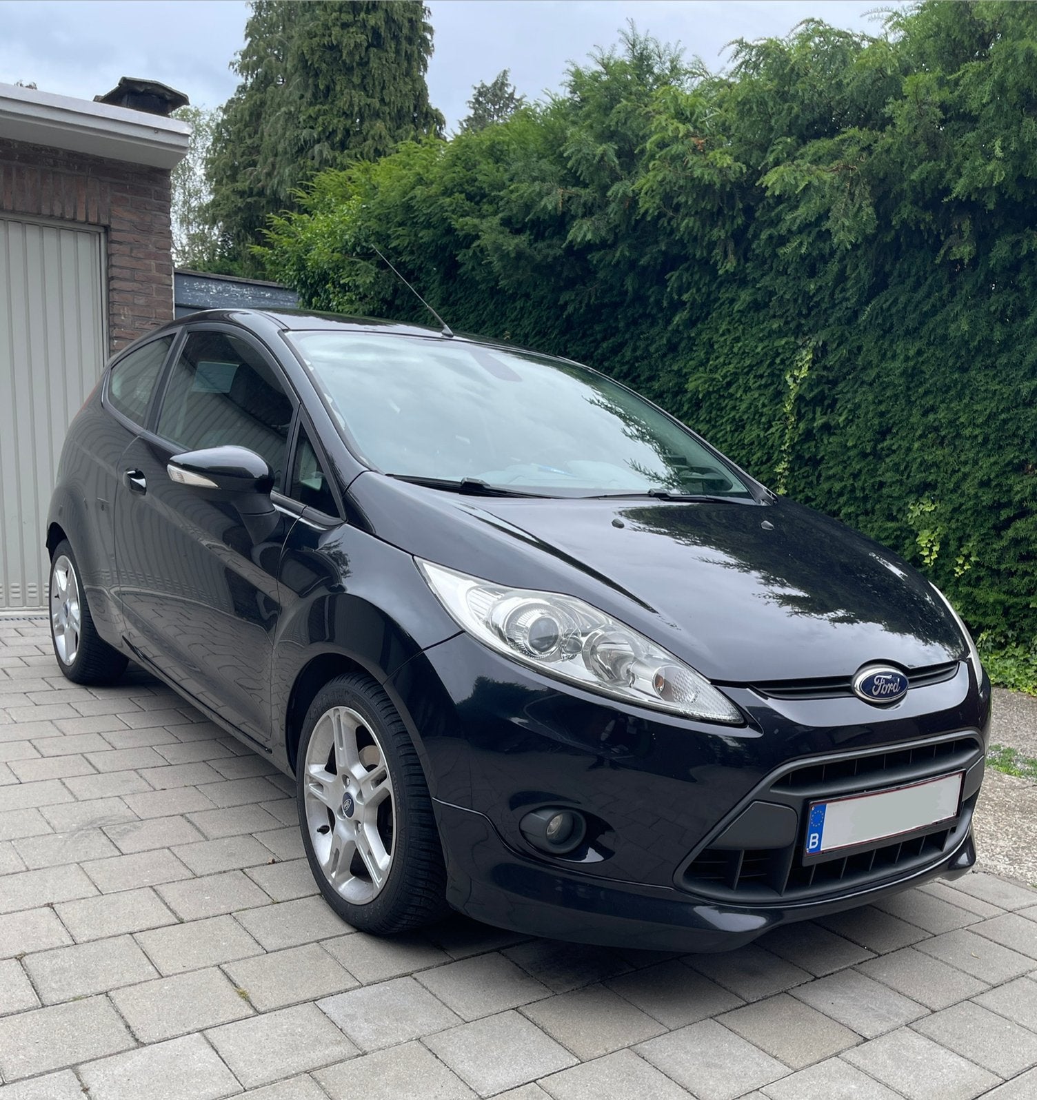 Ford Fiesta 1.6 Ti-VCT Sport - Dealeronderhouden, Auto's, Stof, Zwart, 4 cilinders, Zwart