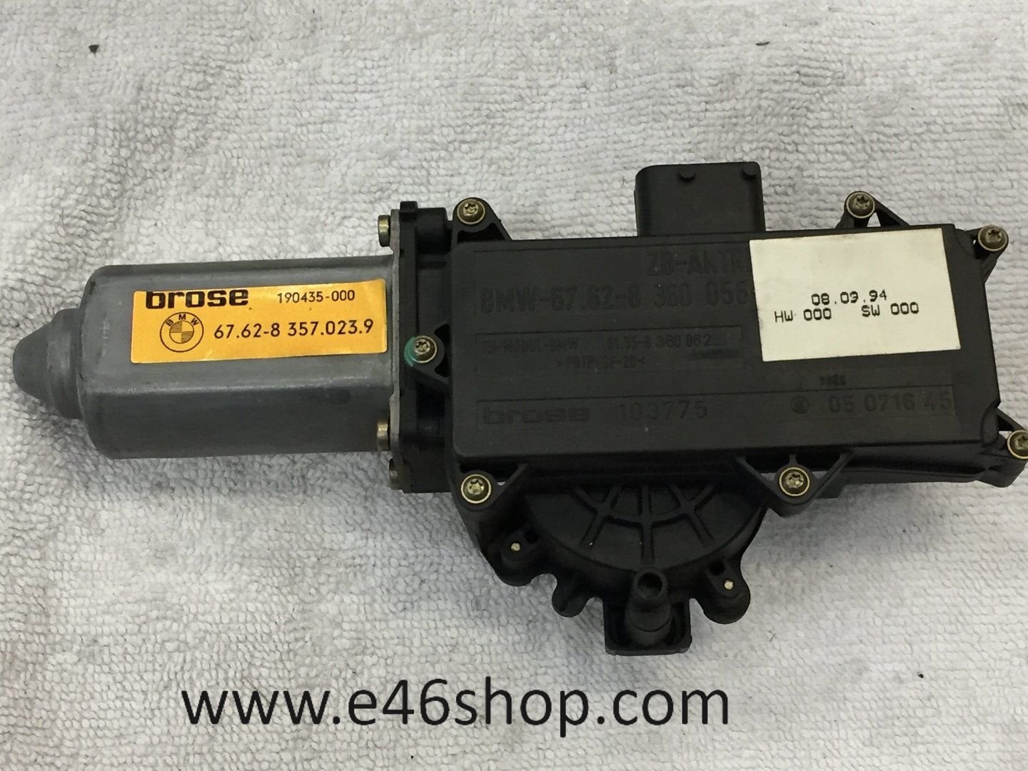 Raammotor BMW E36 rechts NIEUW ORG BMW OE 67628360570, Neuf, -, -, Enlèvement ou Envoi