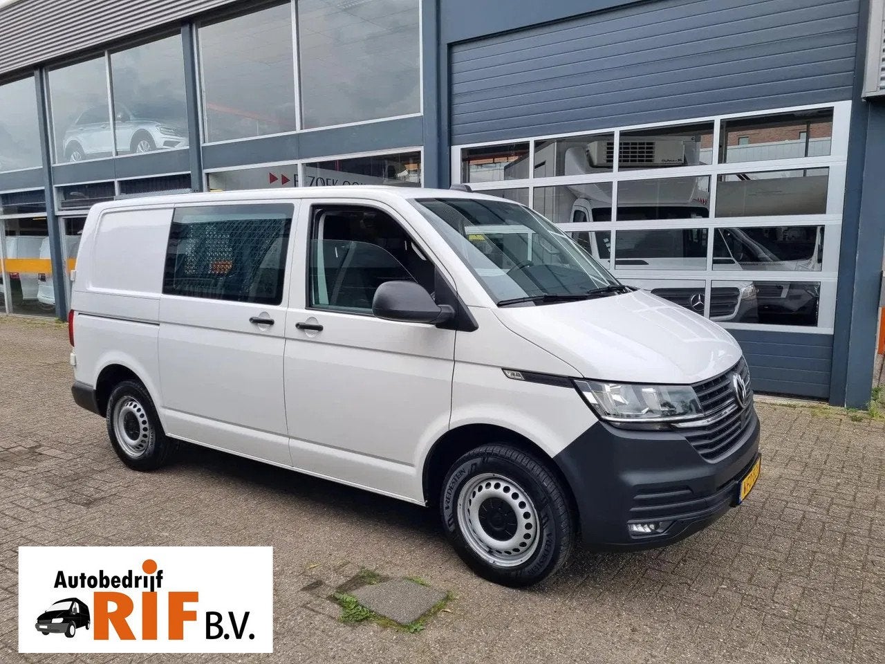 Volkswagen Transporter 2.0 TDI 150 PK DSG Automaat Euro 6, Auto's, 4 deurs, Stof, Gebruikt, 4 cilinders