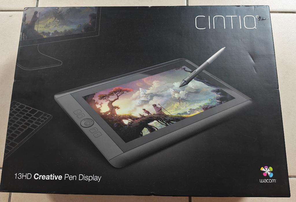 Tablette graphique Wacom cintiq 13HD, Informatique & Logiciels, Multi-touch, Enlèvement, Utilisé, Filaire