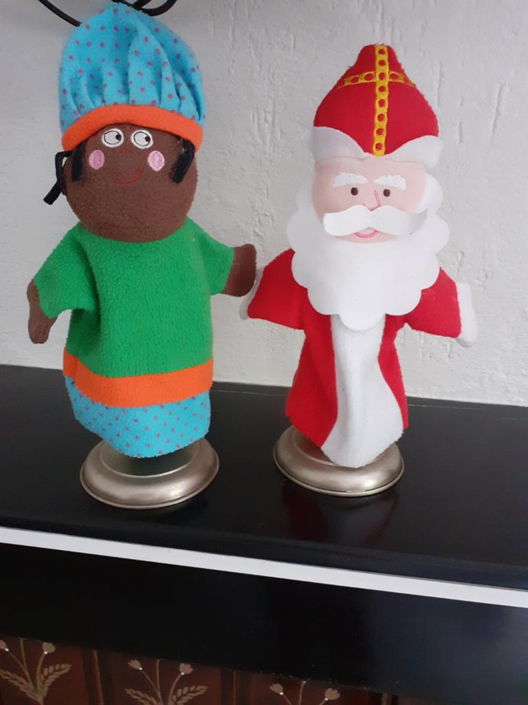 Sinterklaas en zwarte Piet handpoppen, Ophalen of Verzenden