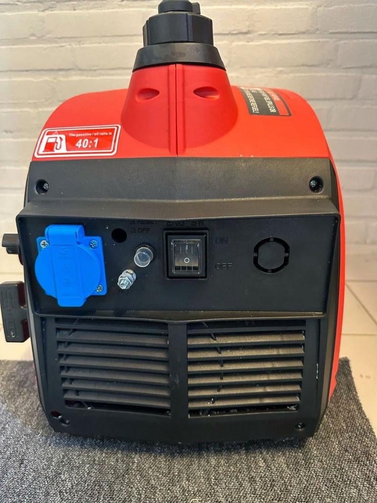 Stroomgroep/generator camping model 3000w nieuw gratis bezor, Doe-het-zelf en Bouw, Benzine, Geluidgedempt, Nieuw, Ophalen of Verzenden