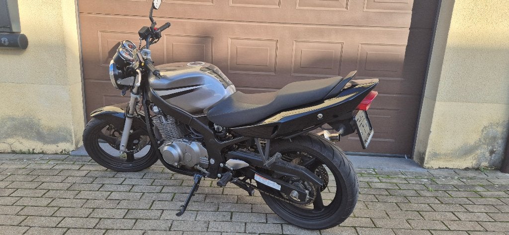 Suzuki GS500, Occasion, Plus de 35 kW, 2 cylindres, Particulier