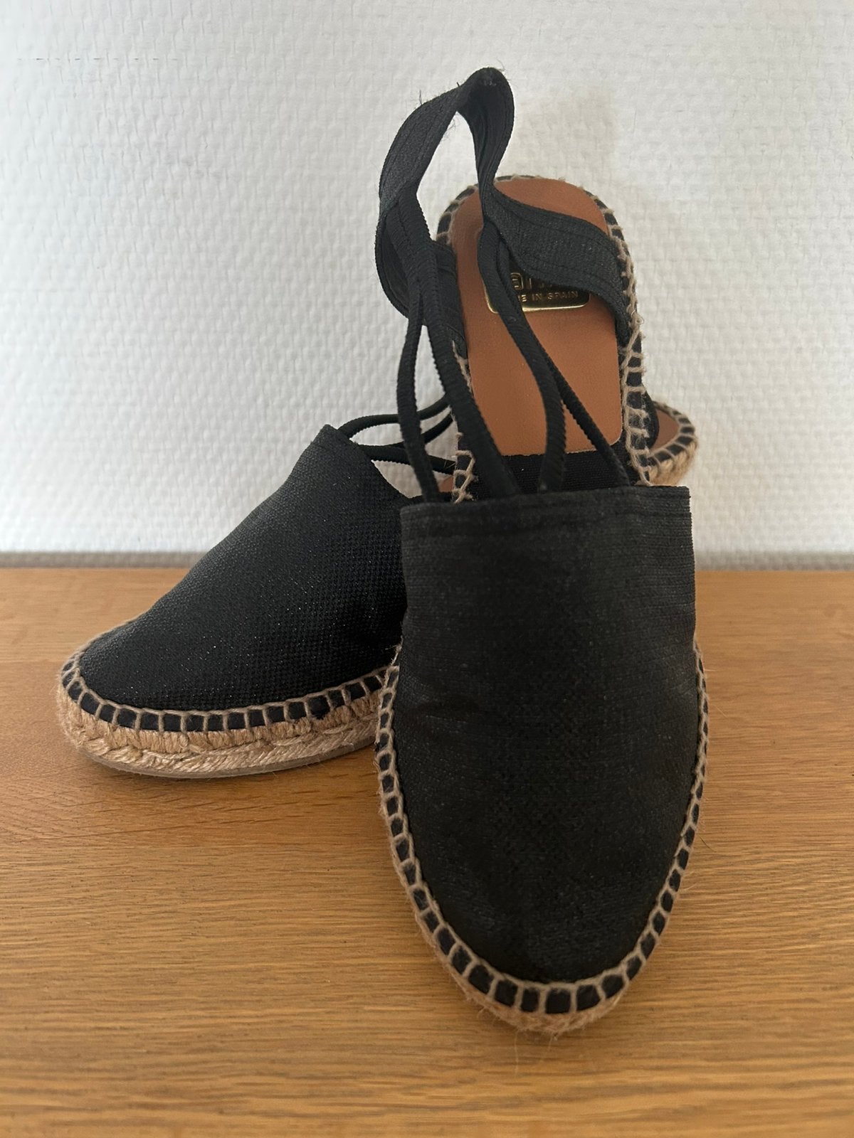 Zwarte espadrilles sleehak Kanna maat 38, Kleding | Dames, Schoenen, Espadrilles, Zwart, Ophalen of Verzenden, Zo goed als nieuw
