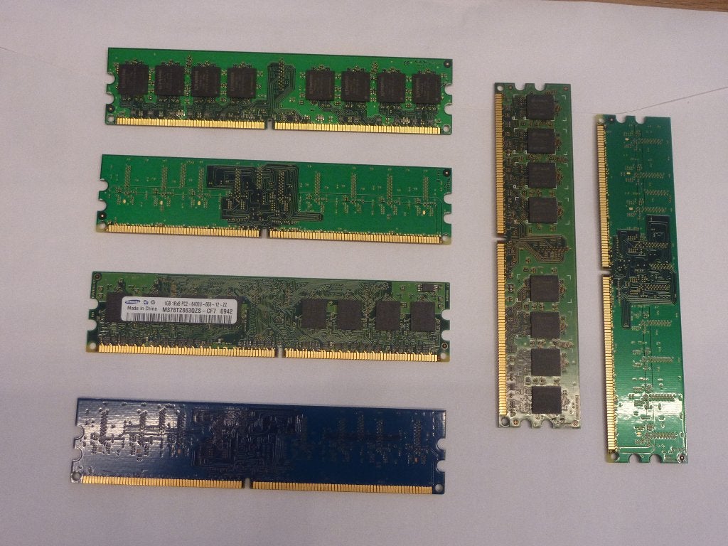 RAM, 512 Mo et 1 Go (6 au total), 400-800 MHz, Enlèvement ou Envoi, Utilisé, Desktop