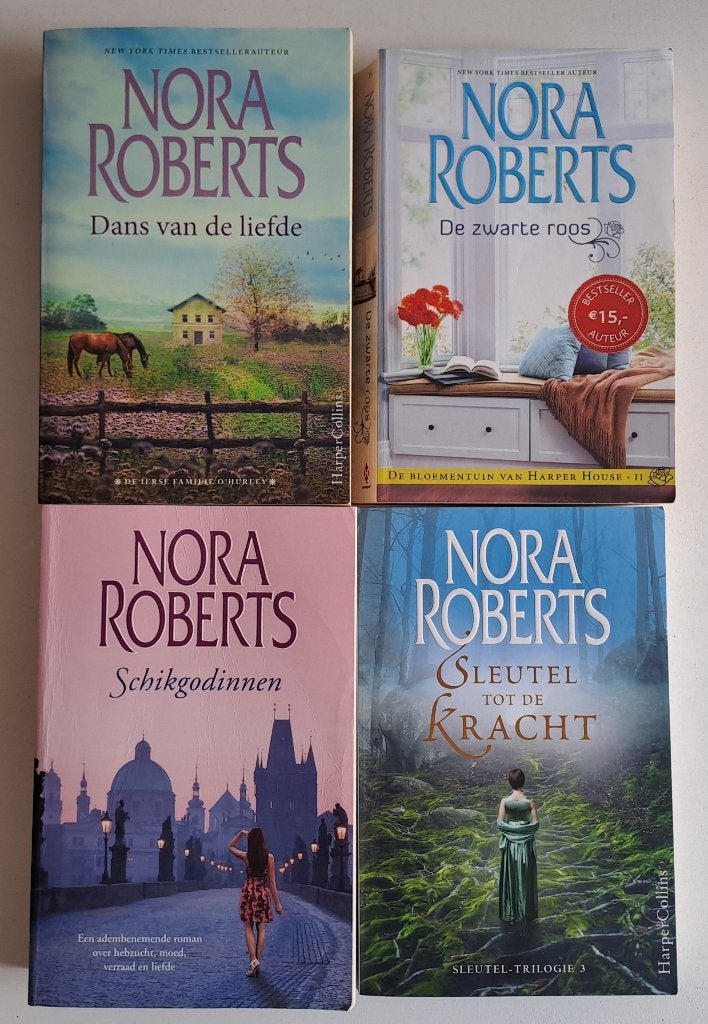 Boeken Nora Roberts (2), Boeken, Ophalen of Verzenden, Gelezen