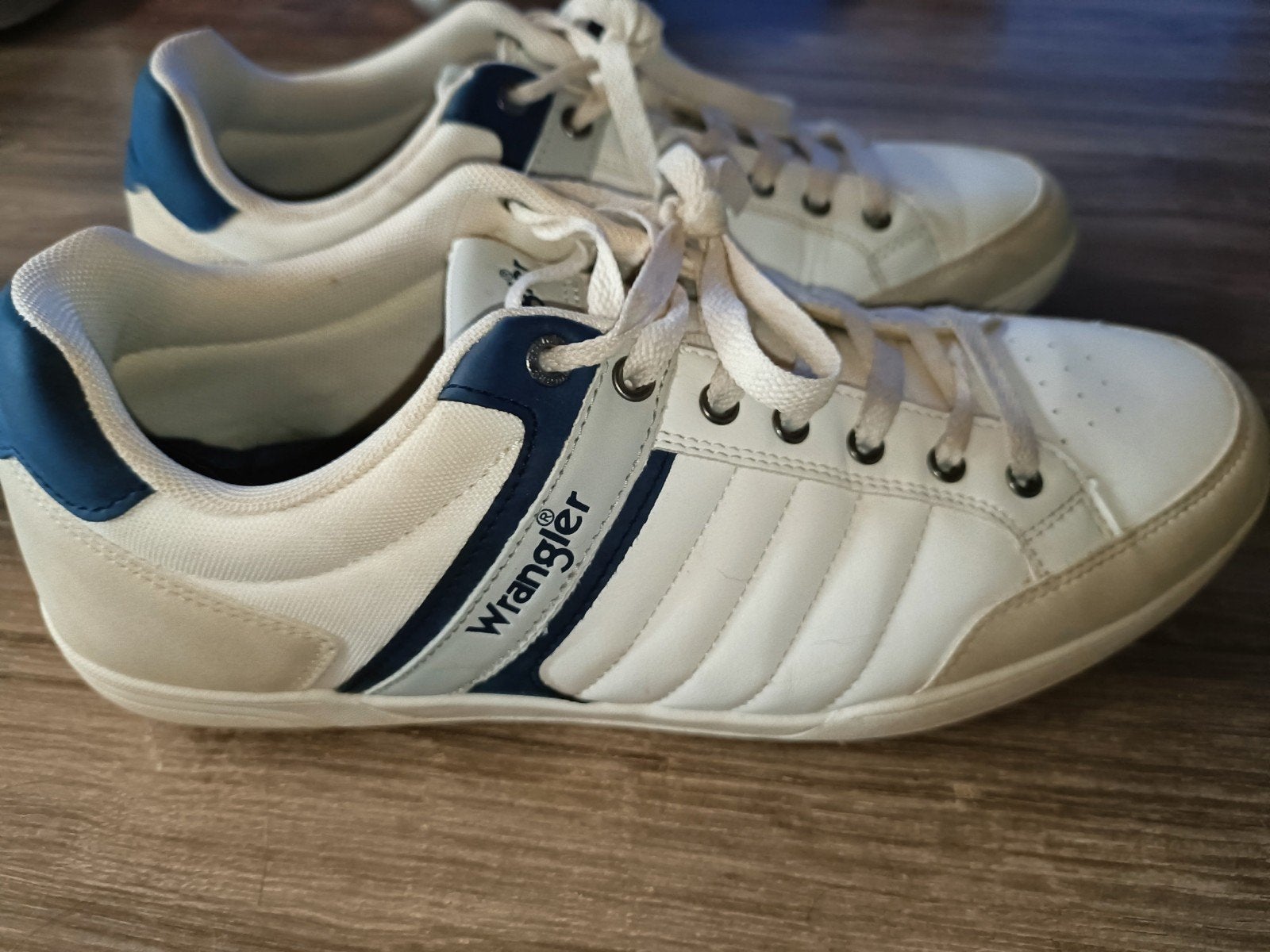 Basket Wrangler, Sports & Fitness, Autres marques, Chaussures de course à pied, Enlèvement, Utilisé