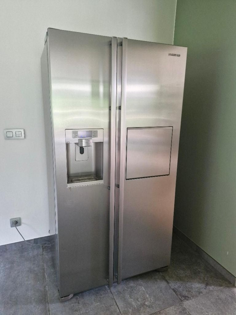 Samsung Amerikaanse frigo met waterdispenser, Elektronische apparatuur, Koelkasten en IJskasten, Gebruikt, Met aparte vriezer