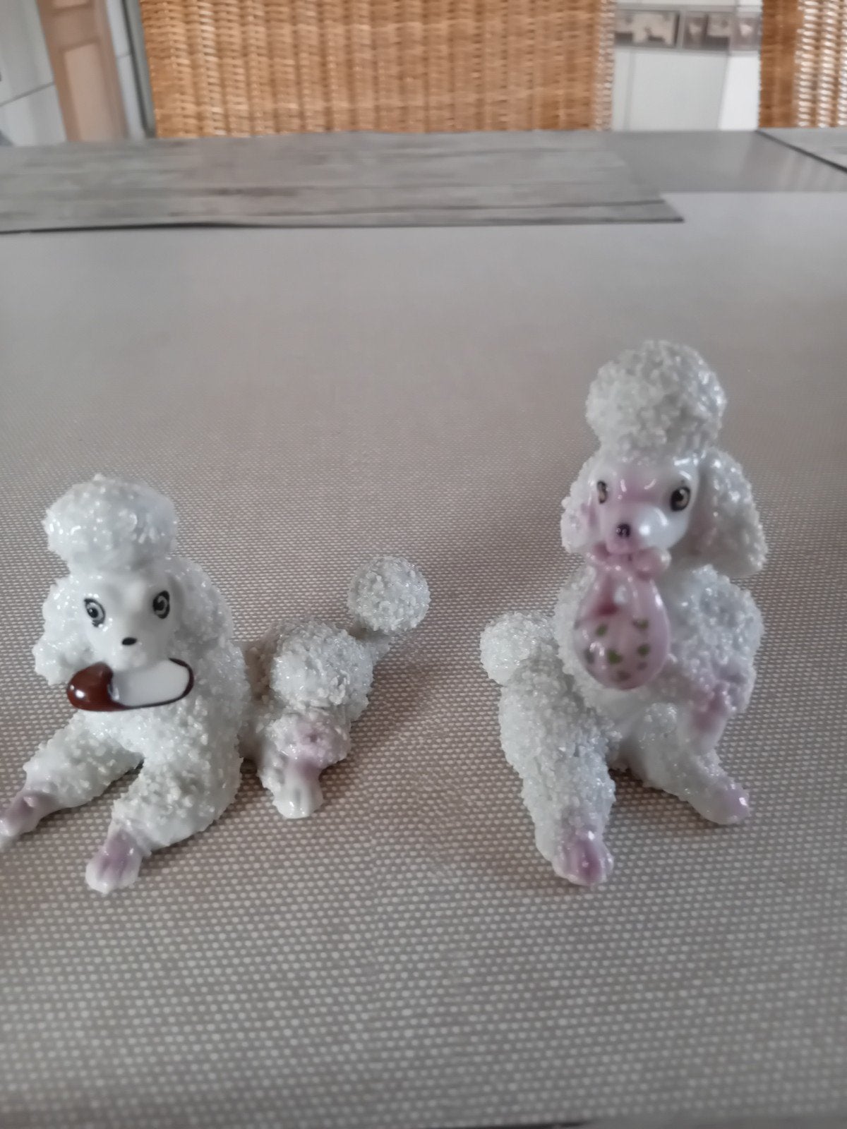 Lot de 2 petits caniche vintage 110 grammes, Enlèvement ou Envoi, Comme neuf, Chien ou Chat, Statue ou Figurine