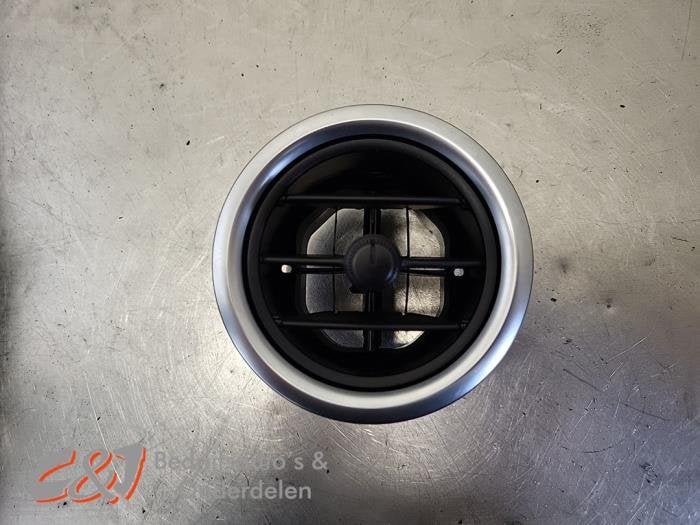 Luchtrooster Dashboard van een Mercedes Vito, Gebruikt, -, Ophalen of Verzenden, -