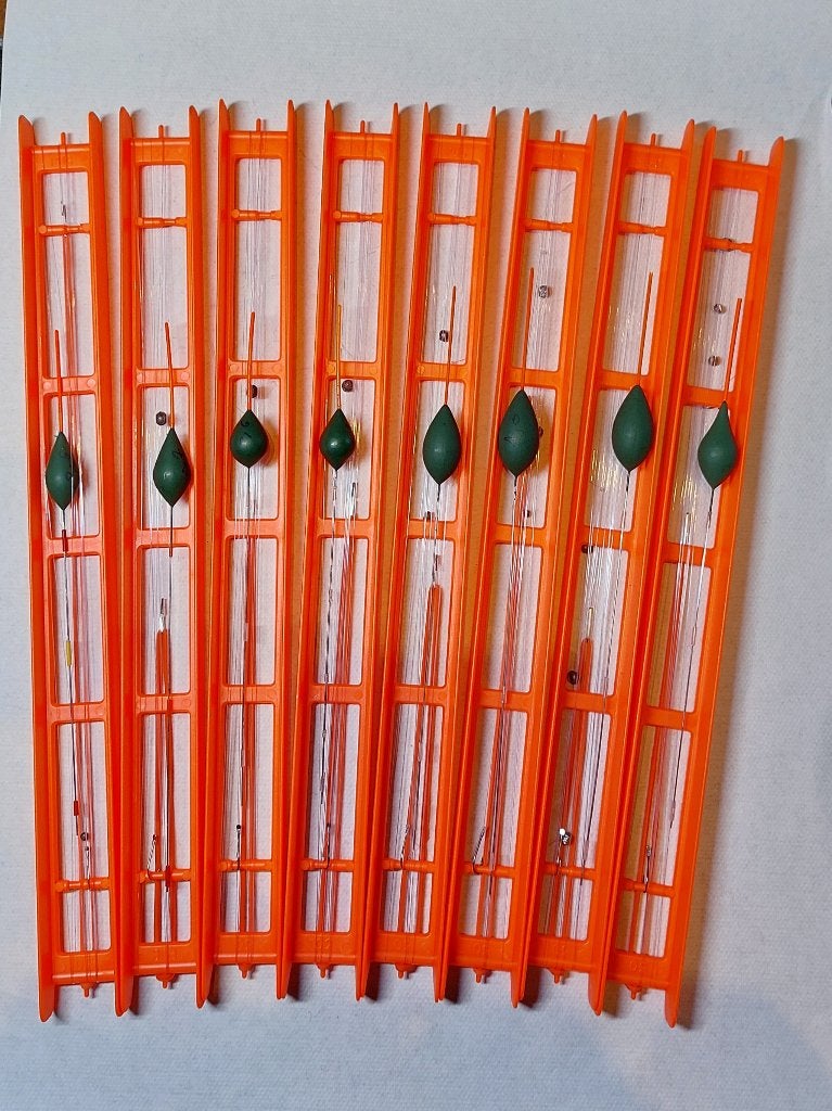 8 zelfgemaakte vislijntjes set 54, Ophalen of Verzenden, Nieuw, Vaste hengel