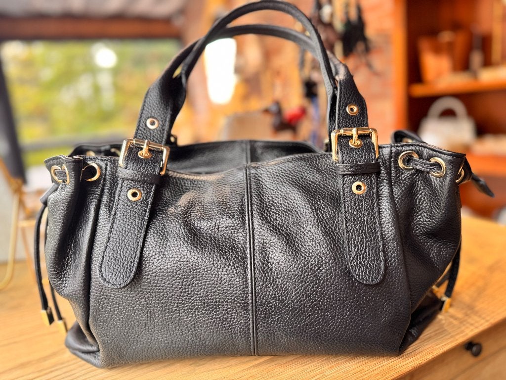 Sac en cuir noir tendance, Bijoux, Sacs & Beauté, Enlèvement, Comme neuf, Noir, Sac à main