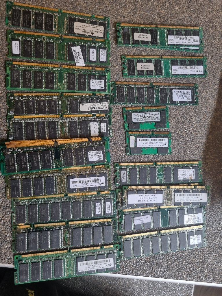 25x RAM geheugen printplaten, Computers en Software, RAM geheugen, Ophalen of Verzenden, DDR, Desktop, Gebruikt