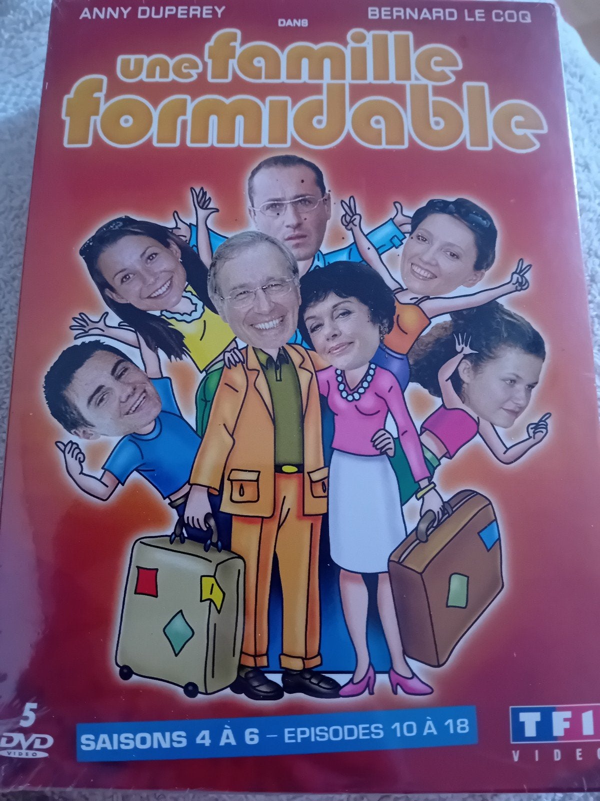 une famille formidable saisons 4 à 6, Enlèvement, Neuf, dans son emballage, Français