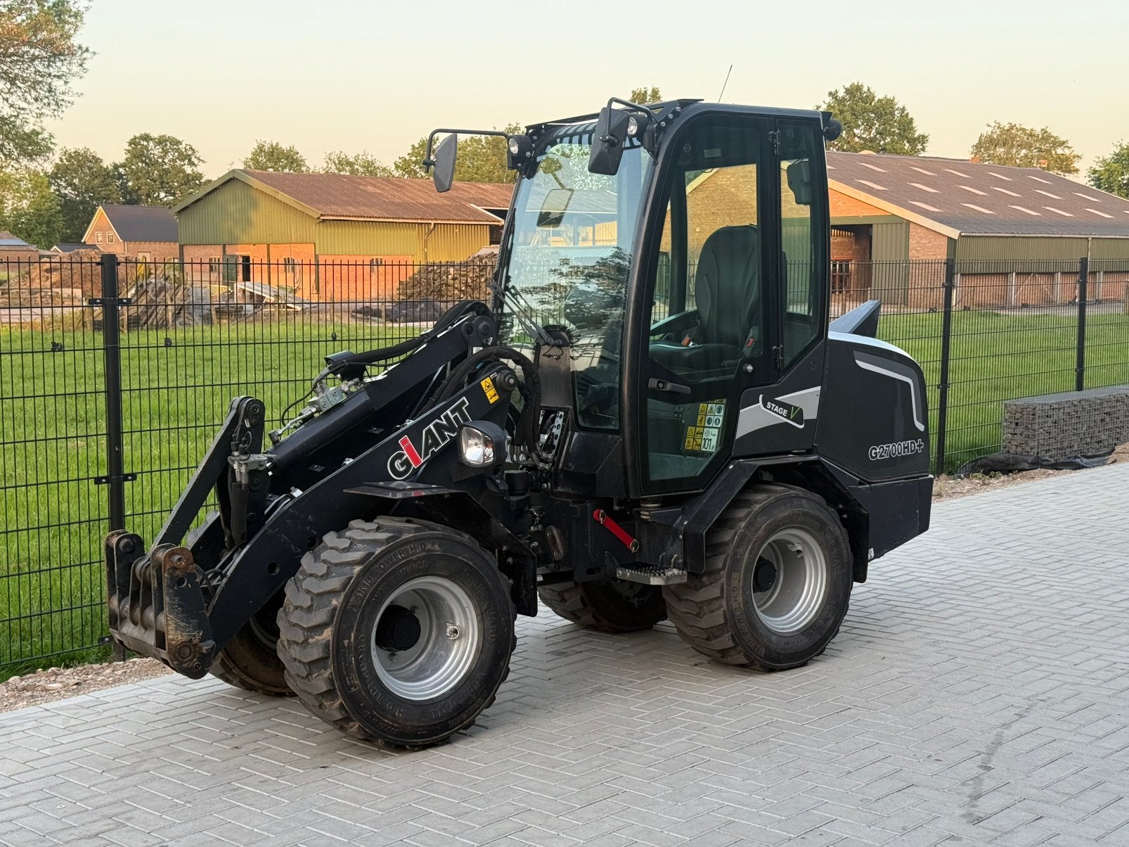 Giant g2700 extra hd+ kubota rt280-2 770uur !, Ophalen of Verzenden
