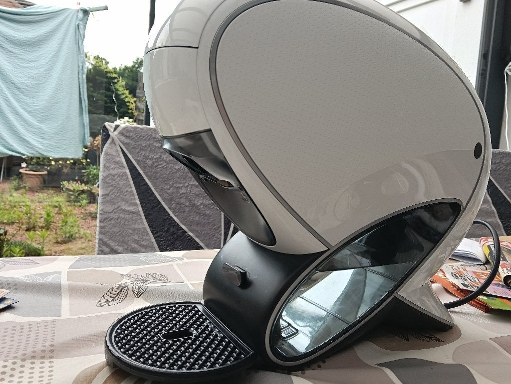Dolce Gusto neo wit, Electroménager, Cafetières, Autres modèles, Réservoir d'eau amovible, Dosettes et capsules de café, Enlèvement