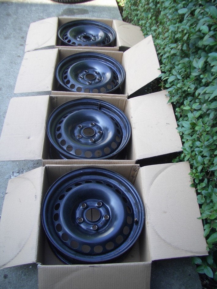 Jantes 15 pouces VW... SKODA ... 30€ pour les 4., Autos : Pièces & Accessoires, 15 pouces, Véhicule de tourisme, Enlèvement, Utilisé