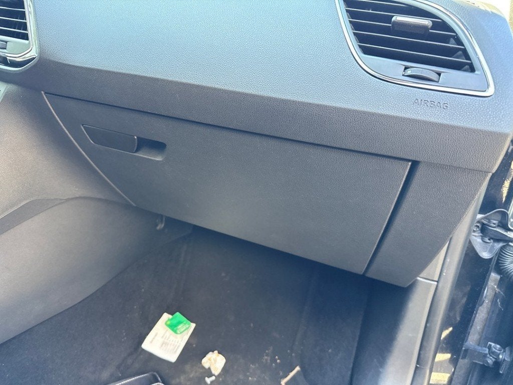 COMPARTIMENT A GANTS Seat Leon (5FB) (|5F1857095F|), Seat Deutschland GmbH, Service@seat.de, Utilisé, Seat