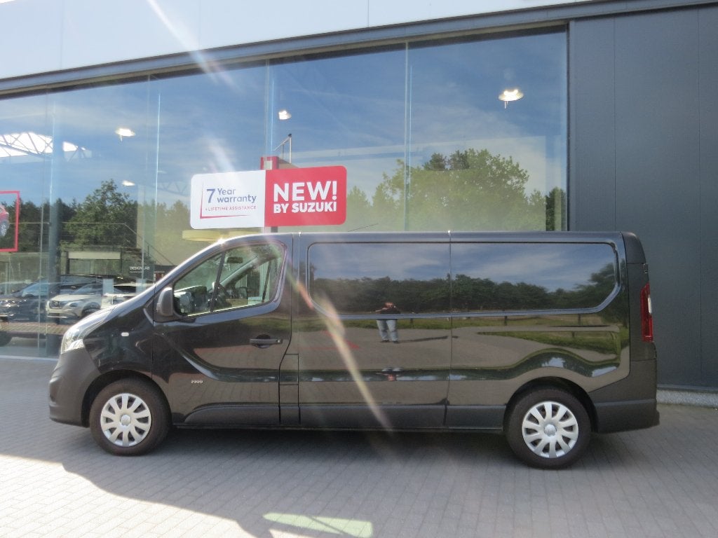 Opel Vivaro 1.6D L2H1 bestelwagen - NR 118, Auto's, Voorwielaandrijving, Stof, Euro 6, 4 cilinders