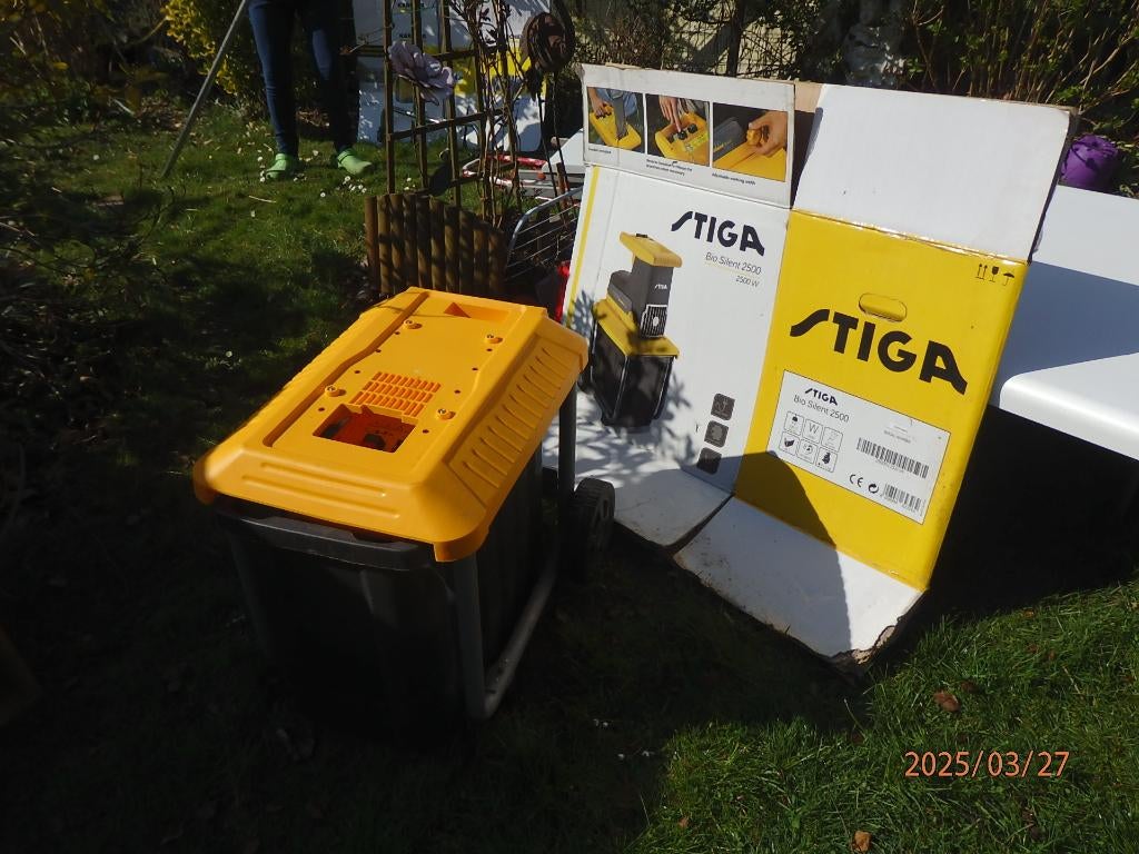Broyeur Stiga Bio silent 2500, Enlèvement, Comme neuf