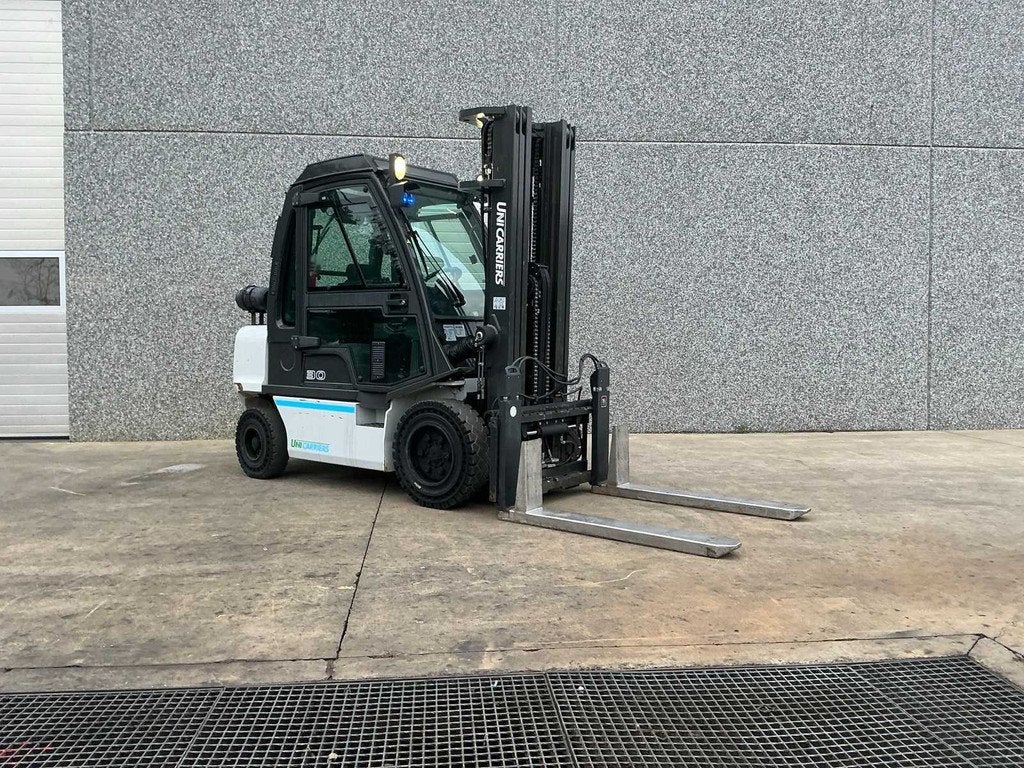 Unicarriers 30D 2019 sans explosion avec fourches extensible, Articles professionnels, Diesel, Chariot élévateur, Unicarriers