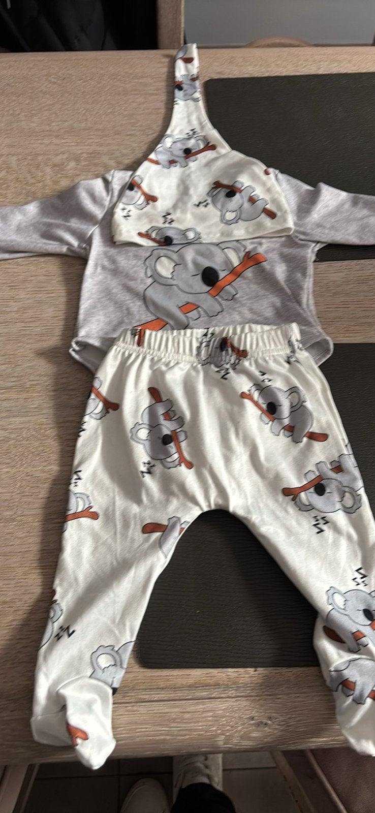 3 delige set, Kinderen en Baby's, Babykleding | Maat 56, Ophalen, Zo goed als nieuw