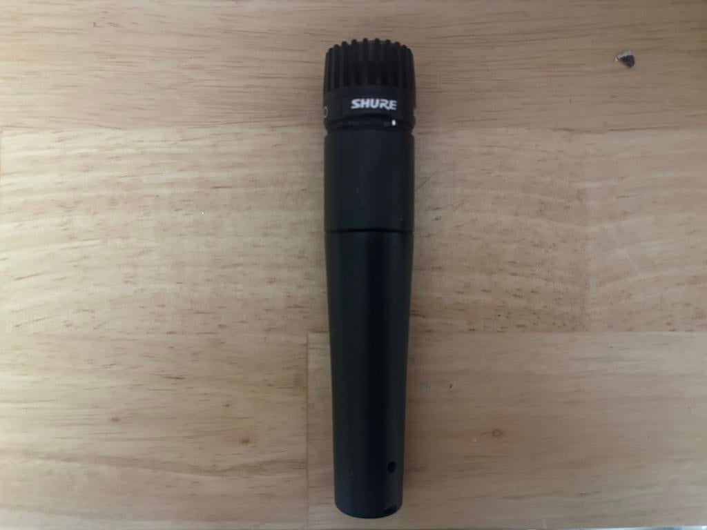 Shure SM57 dynamische instrumentmicrofoon, Muziek en Instrumenten, Microfoons, Ophalen of Verzenden, Gebruikt, Instrumentmicrofoon