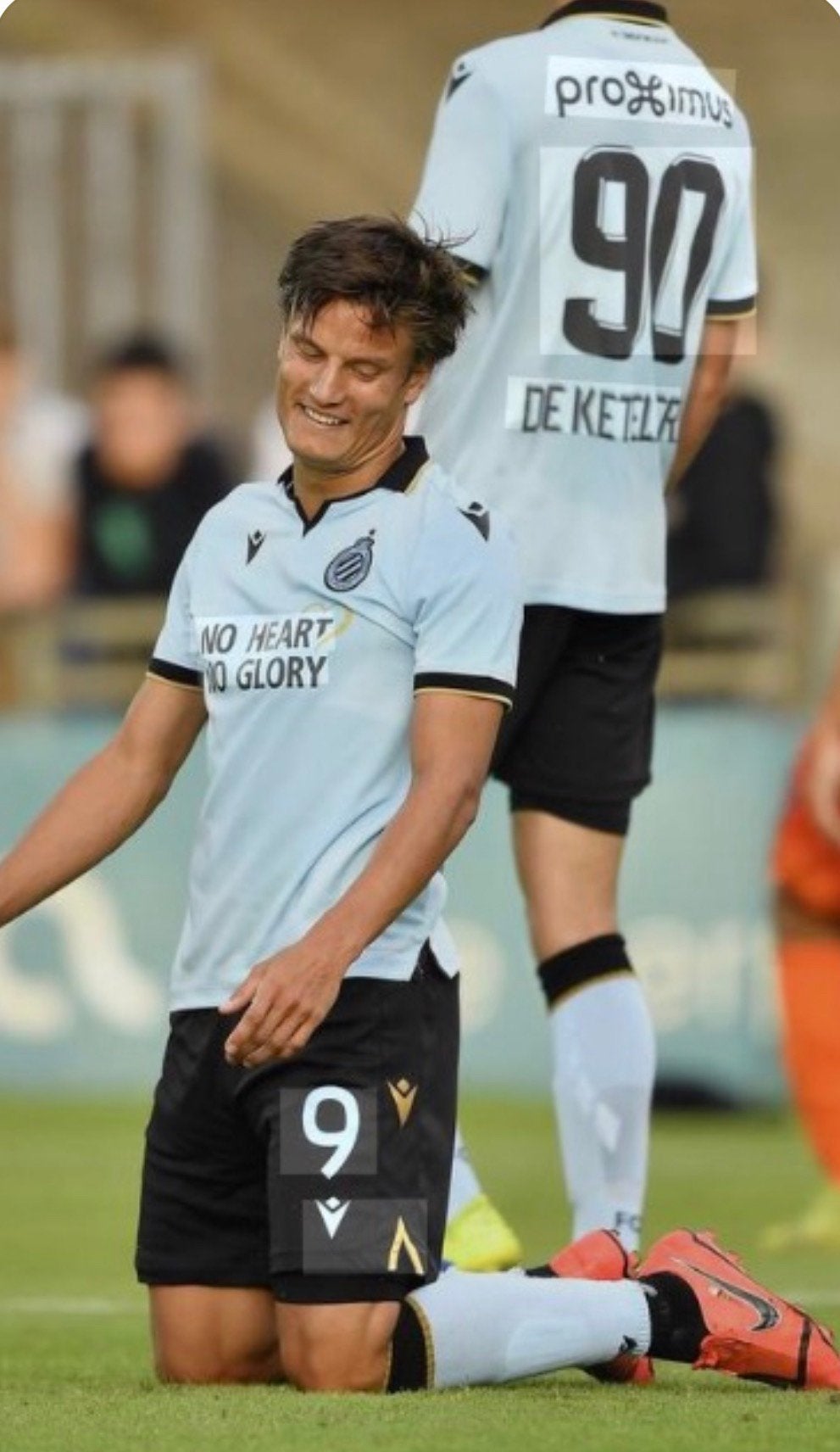 Chaussures football jelle vossen, Tickets & Billets
