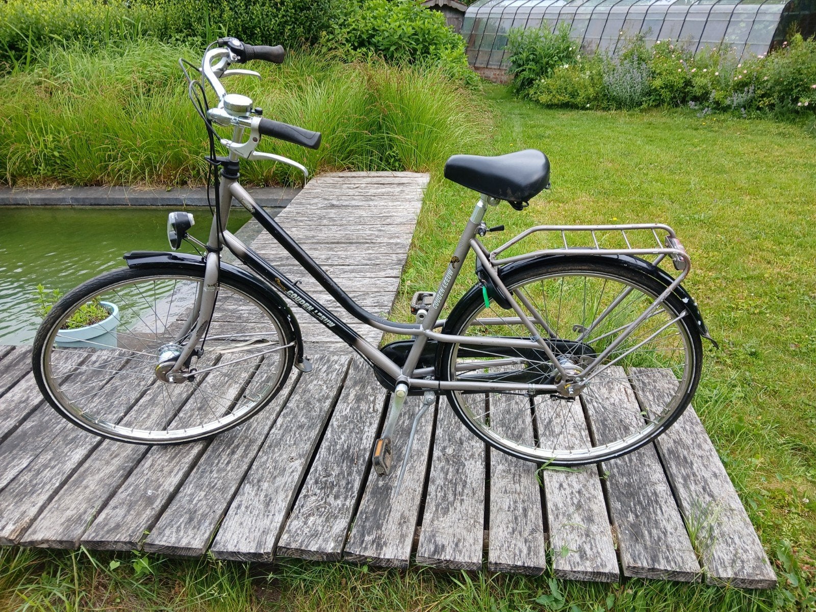 Damesfiets Gouden Leeuw, Ophalen