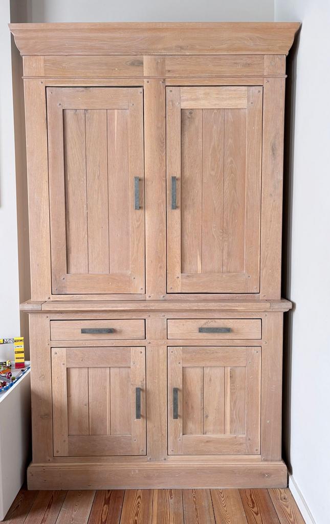 Massief eiken kasten en tafel + 8stoelen, Huis en Inrichting, Ophalen, Met deur(en), Eikenhout, 50 tot 100 cm