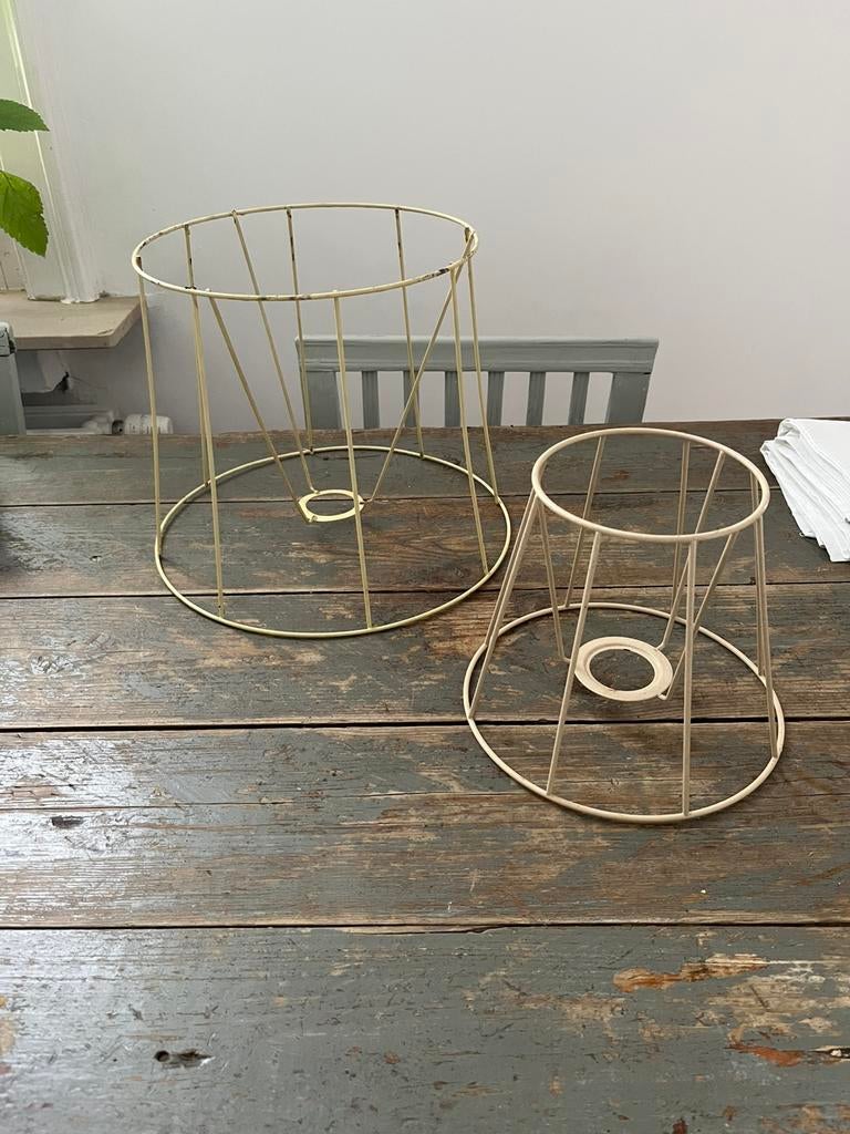 VINTAGE RETRO LAMPENKAP FRAMES DRAAD 2 STUKS, Ophalen of Verzenden, Zo goed als nieuw