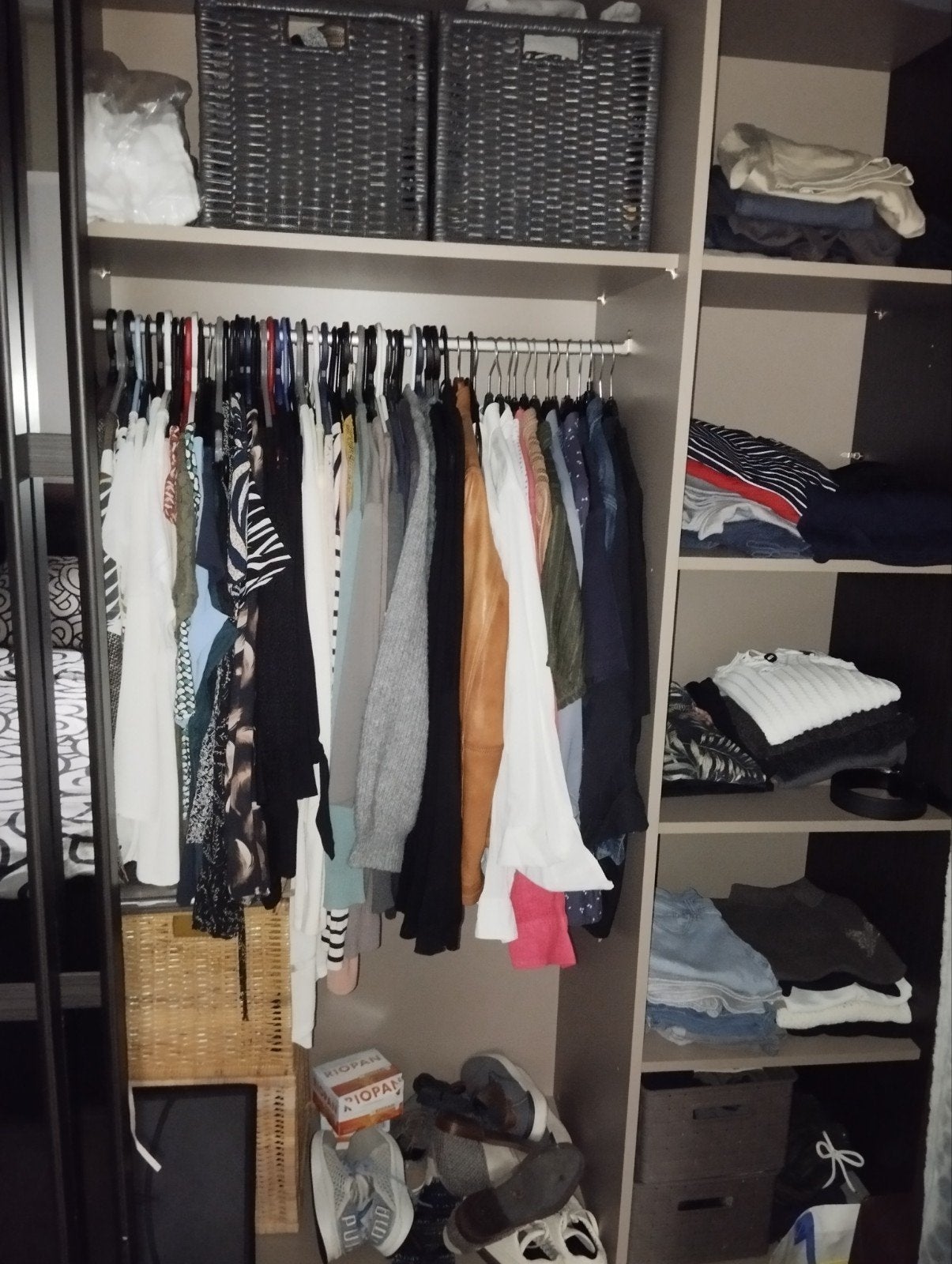slaapkamer kast met volledigge spiegel, Ophalen, Met deur(en), Gebruikt, 200 cm of meer