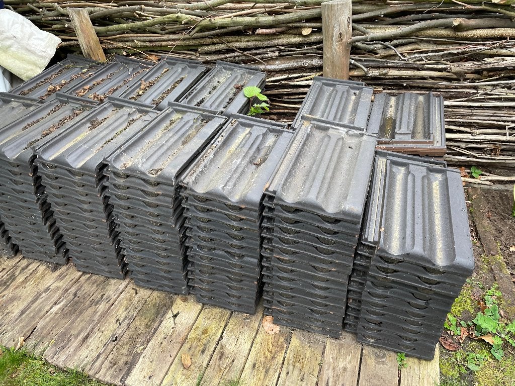 Dakpannen zwart, Koramic Standard (Vlakke Mulden), Bricolage & Construction, Tuiles & Revêtements de toit, Comme neuf, Tuiles